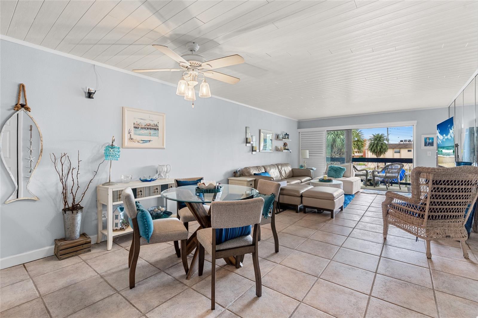 TIDES OF CAPRI WEST CONDO - Residential