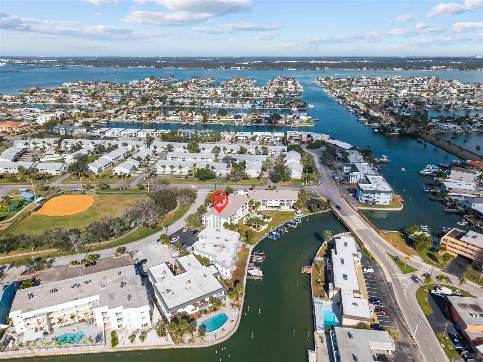 TIDES OF CAPRI WEST CONDO - Residential