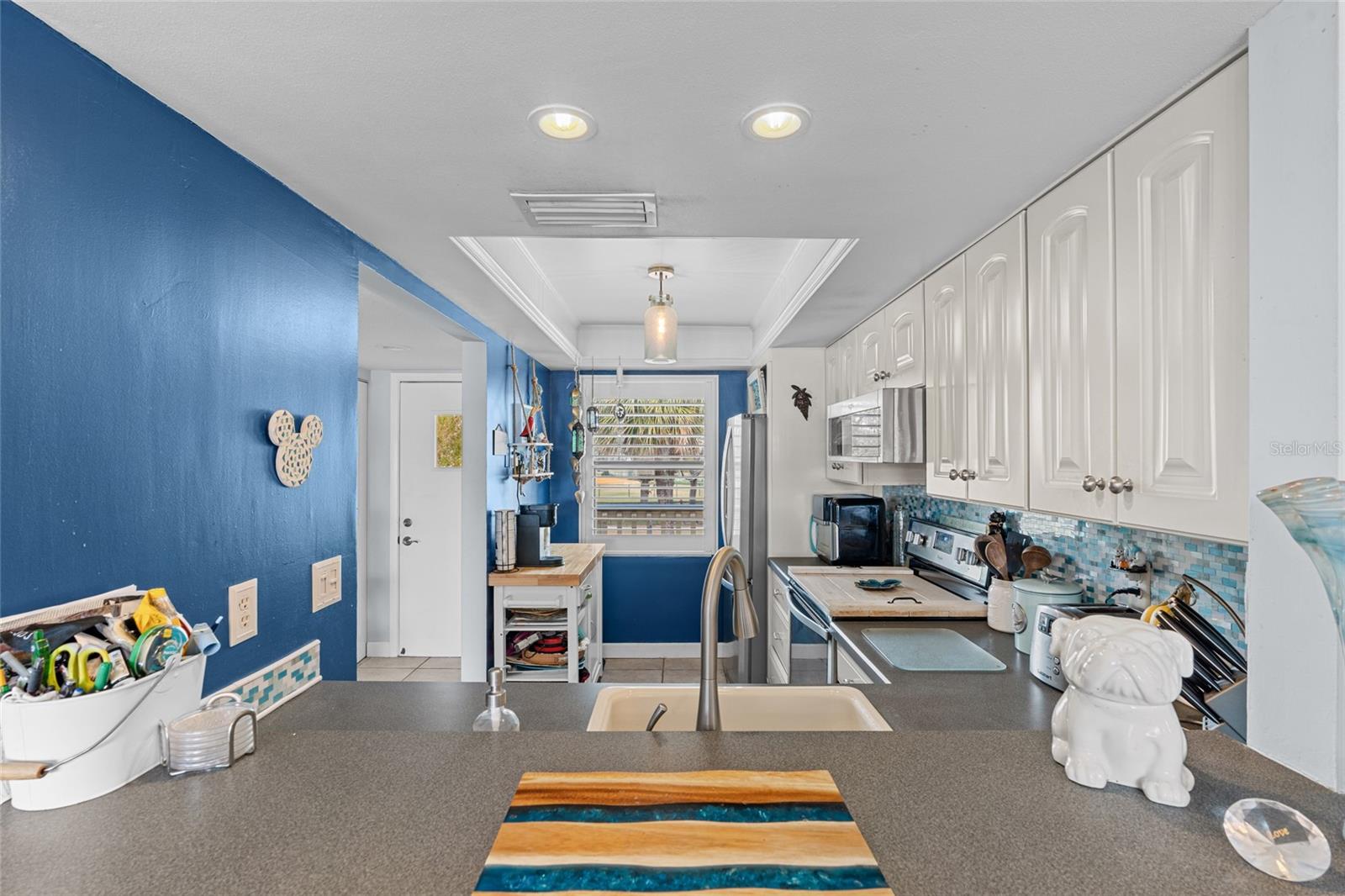 TIDES OF CAPRI WEST CONDO - Residential