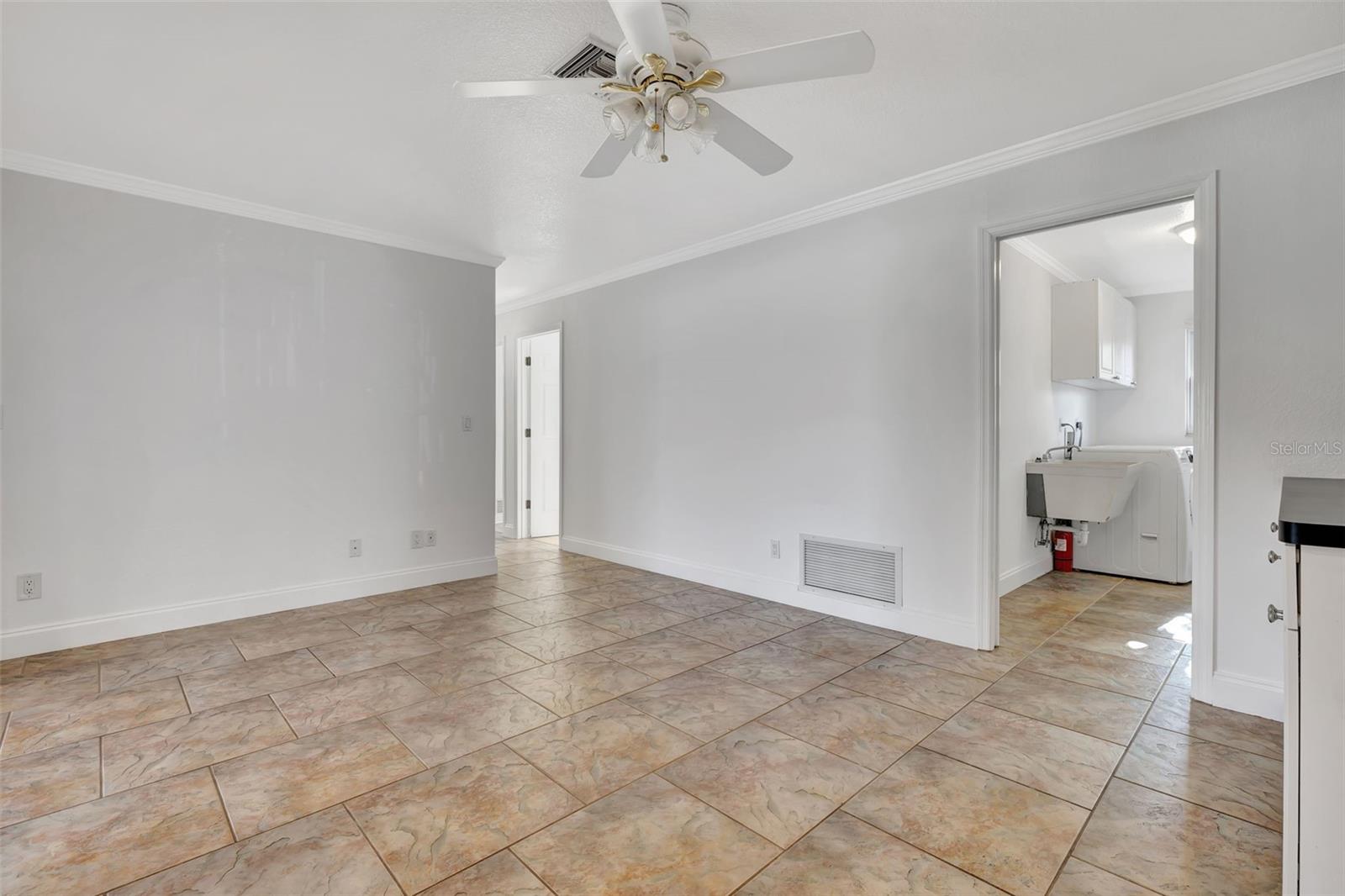 GULF GATE WOODS - Residential Lease