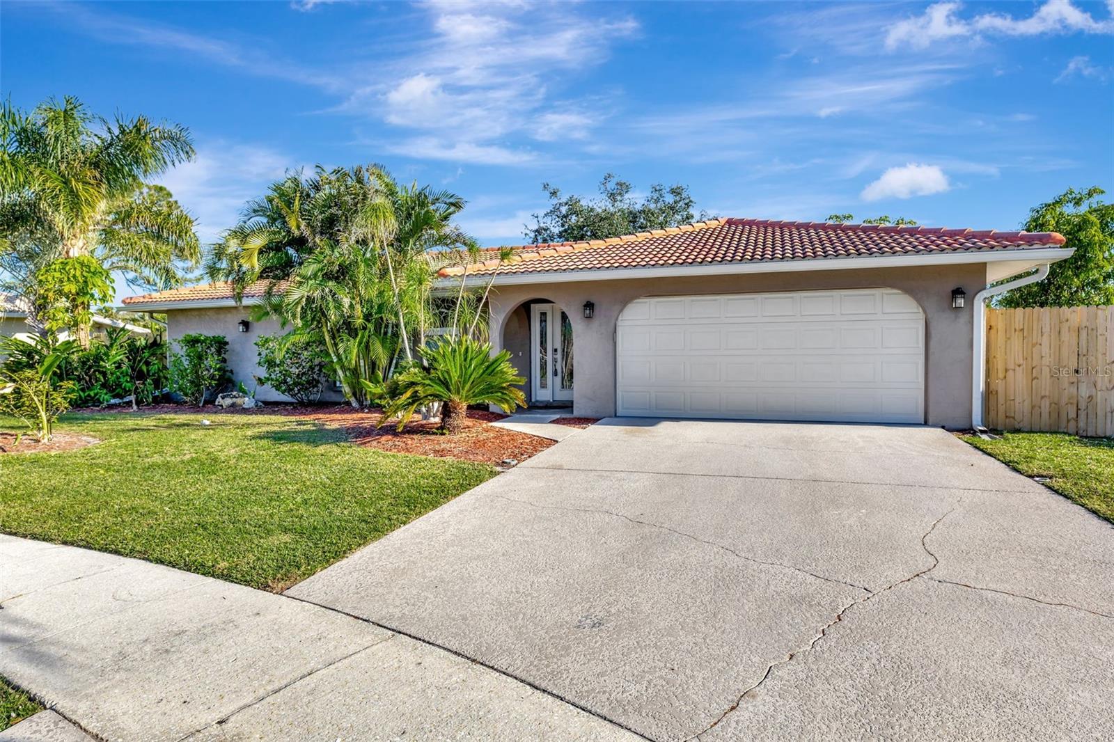 GULF GATE WOODS - Residential Lease