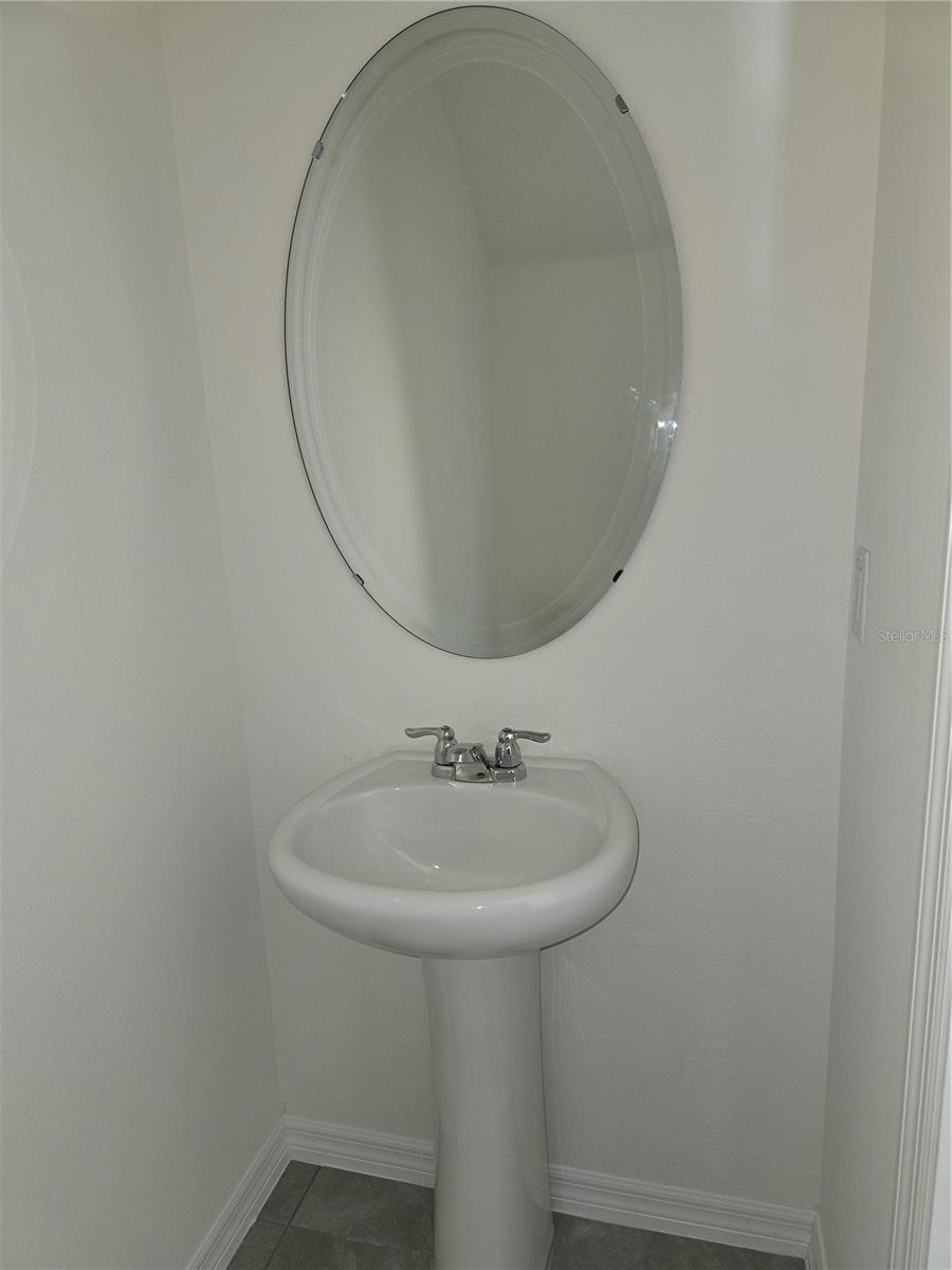 BRENTWOOD TWNHMS PH 1 - Residential