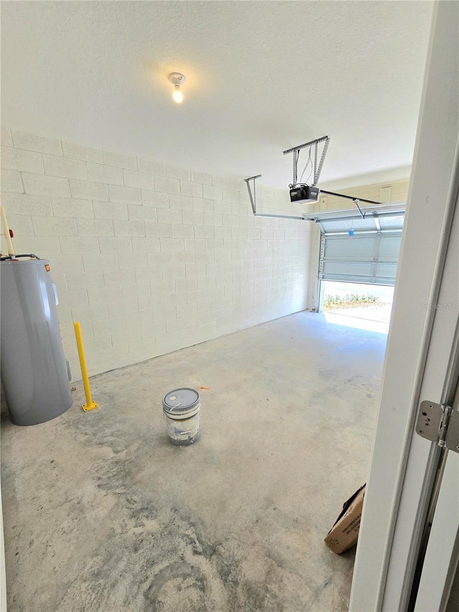 BRENTWOOD TWNHMS PH 1 - Residential