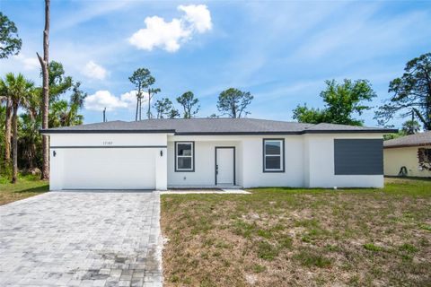 17197 RUSSELL AVENUE PORT CHARLOTTE FL 33954