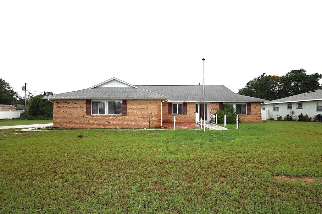 Photo of 918 N Atmore Circle, Deltona, FL 32725 (MLS # O6350288)