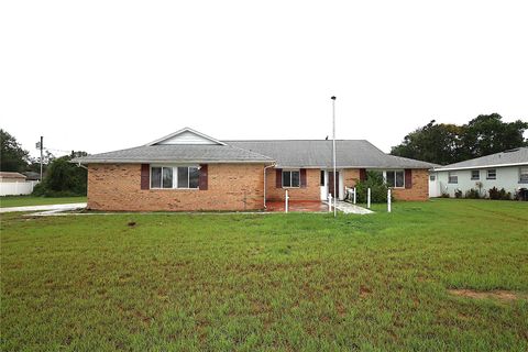 Photo of 918 N Atmore Circle, Deltona, FL 32725 (MLS # O6350288)