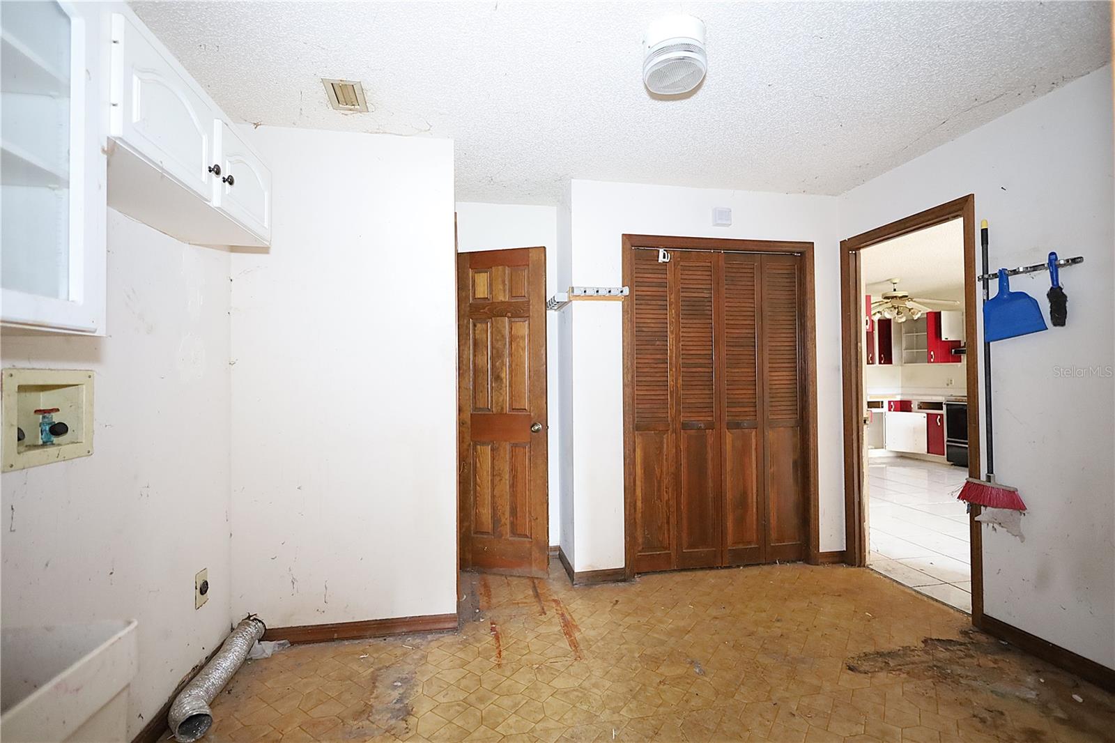 DELTONA LAKES UNIT 69 - Residential