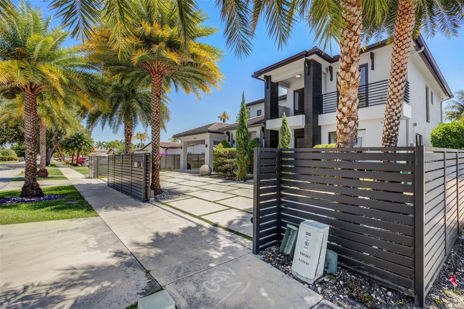 PALM SPGS NORTH SEC R ADD 01 - Residential