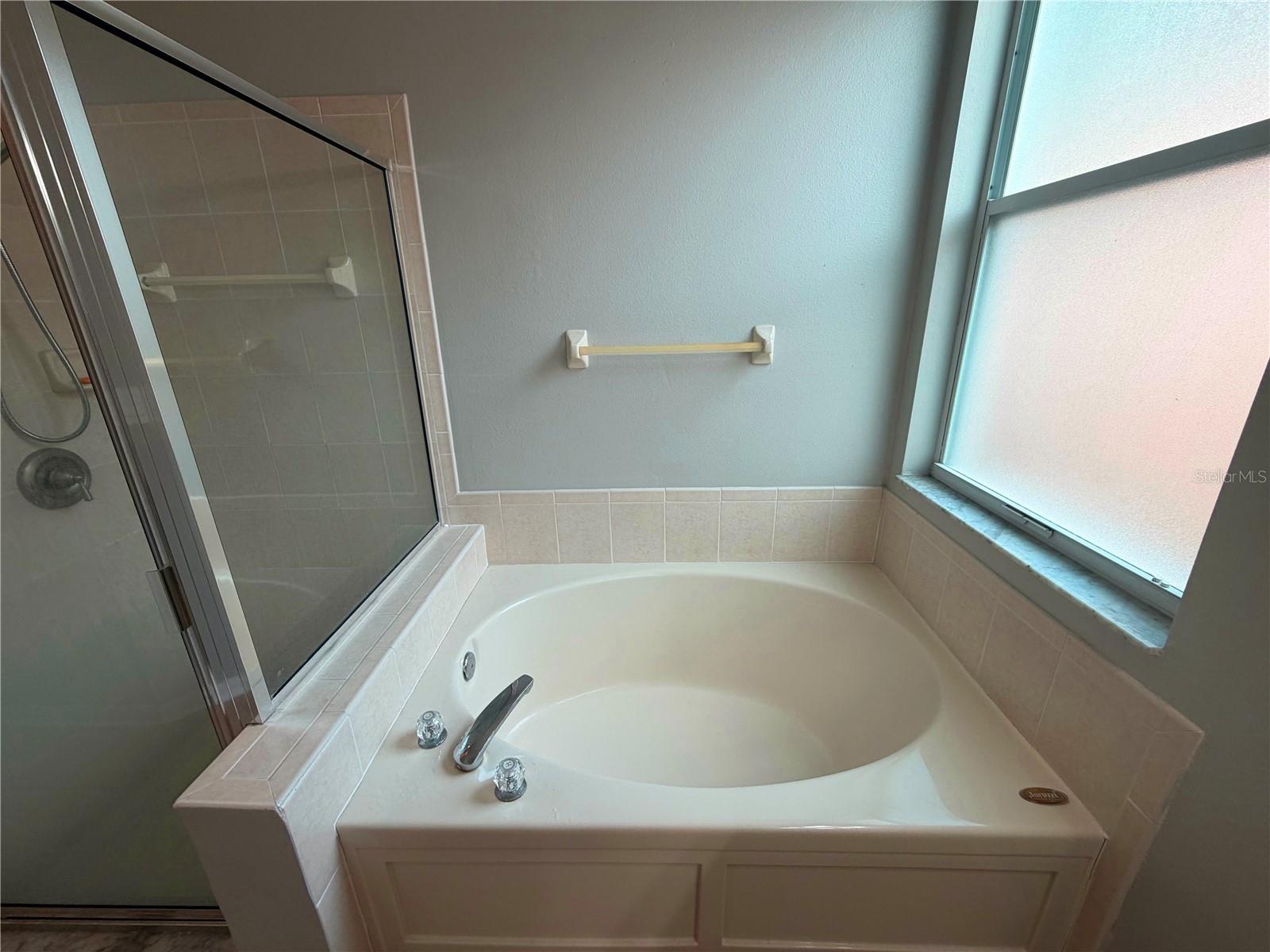 CROSS CREEK PRCL K PH 1B - Residential Lease