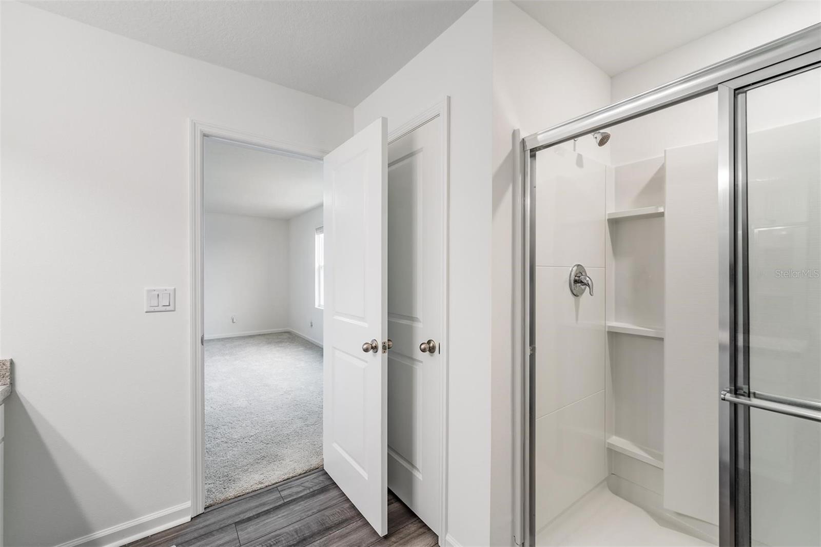 HIDDEN CRK PH 1 & 2 - Residential Lease