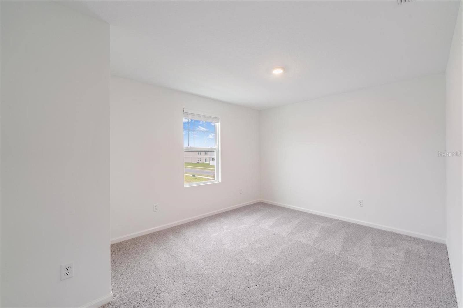 HIDDEN CRK PH 1 & 2 - Residential Lease