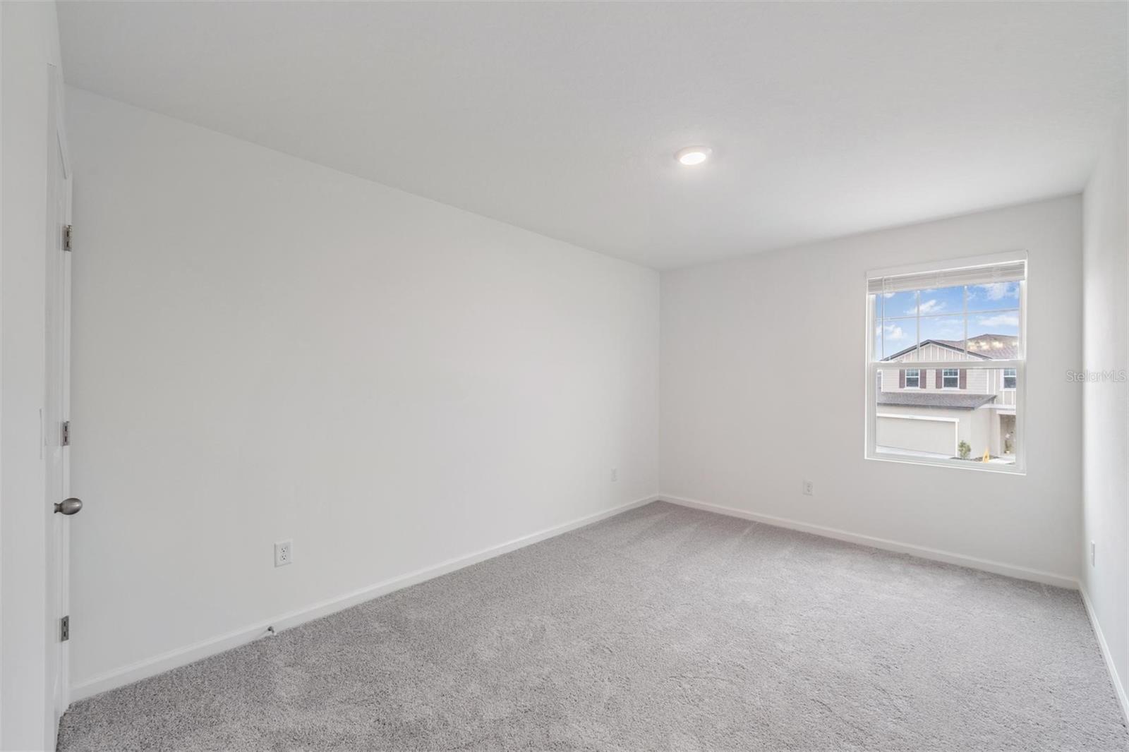 HIDDEN CRK PH 1 & 2 - Residential Lease