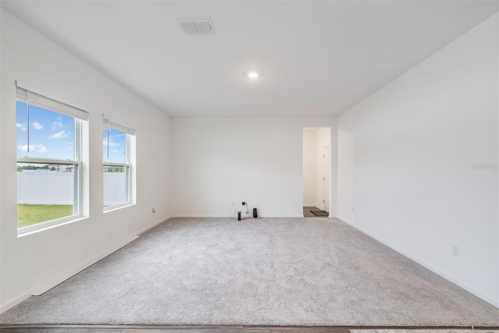 HIDDEN CRK PH 1 & 2 - Residential Lease