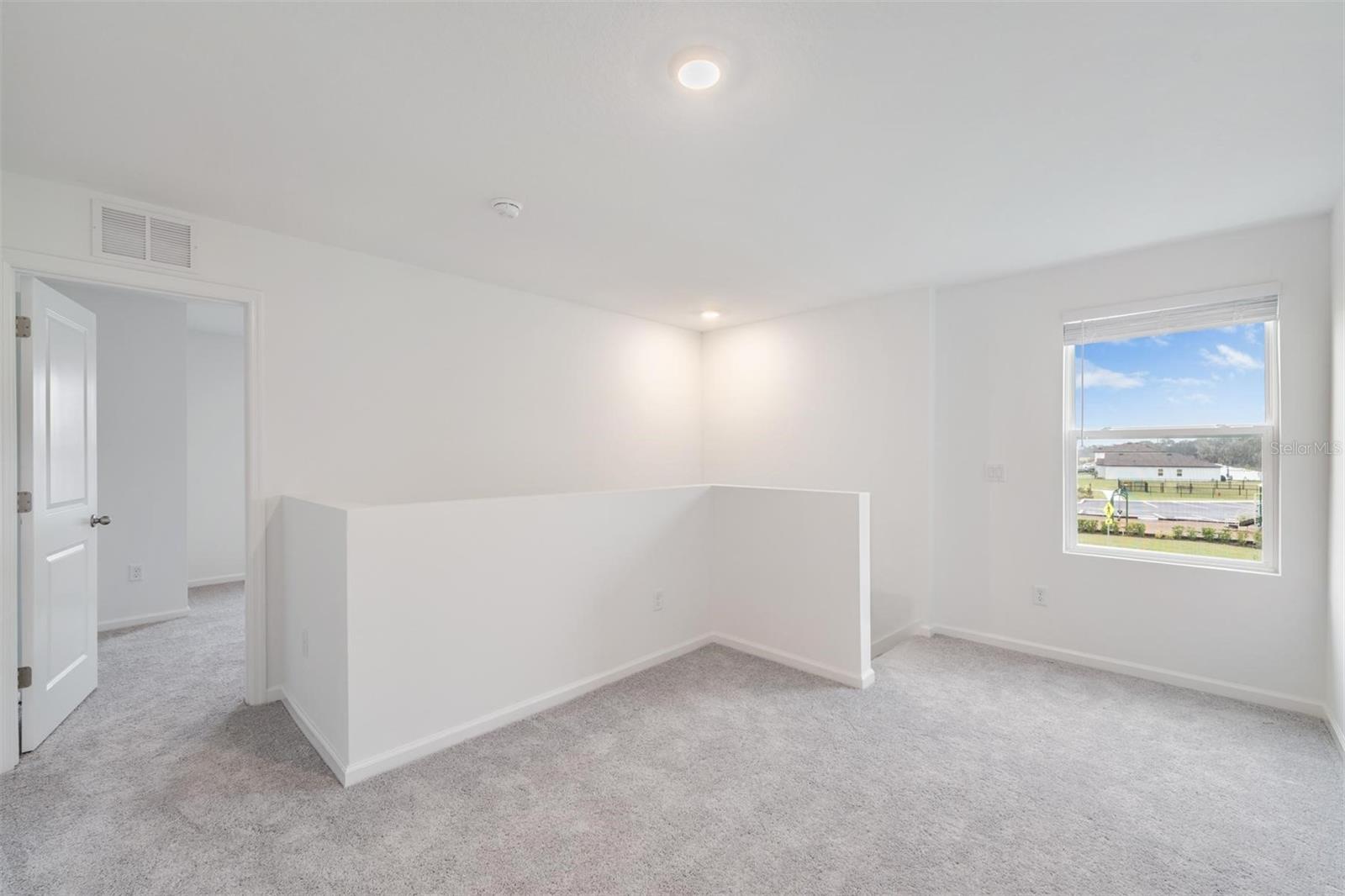 HIDDEN CRK PH 1 & 2 - Residential Lease