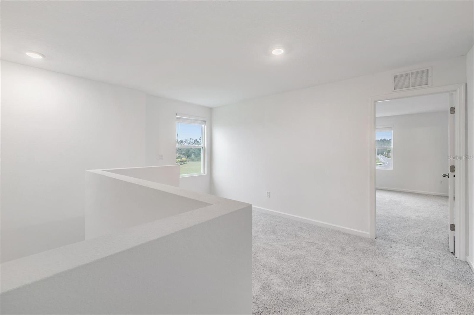 HIDDEN CRK PH 1 & 2 - Residential Lease