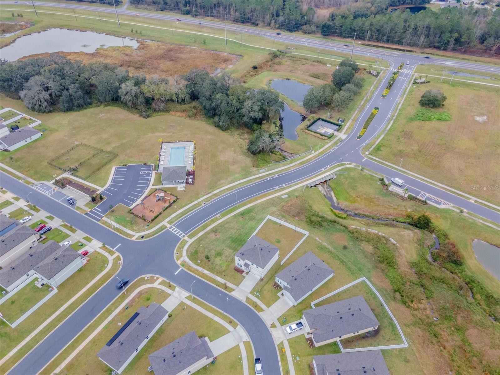 HIDDEN CRK PH 1 & 2 - Residential Lease