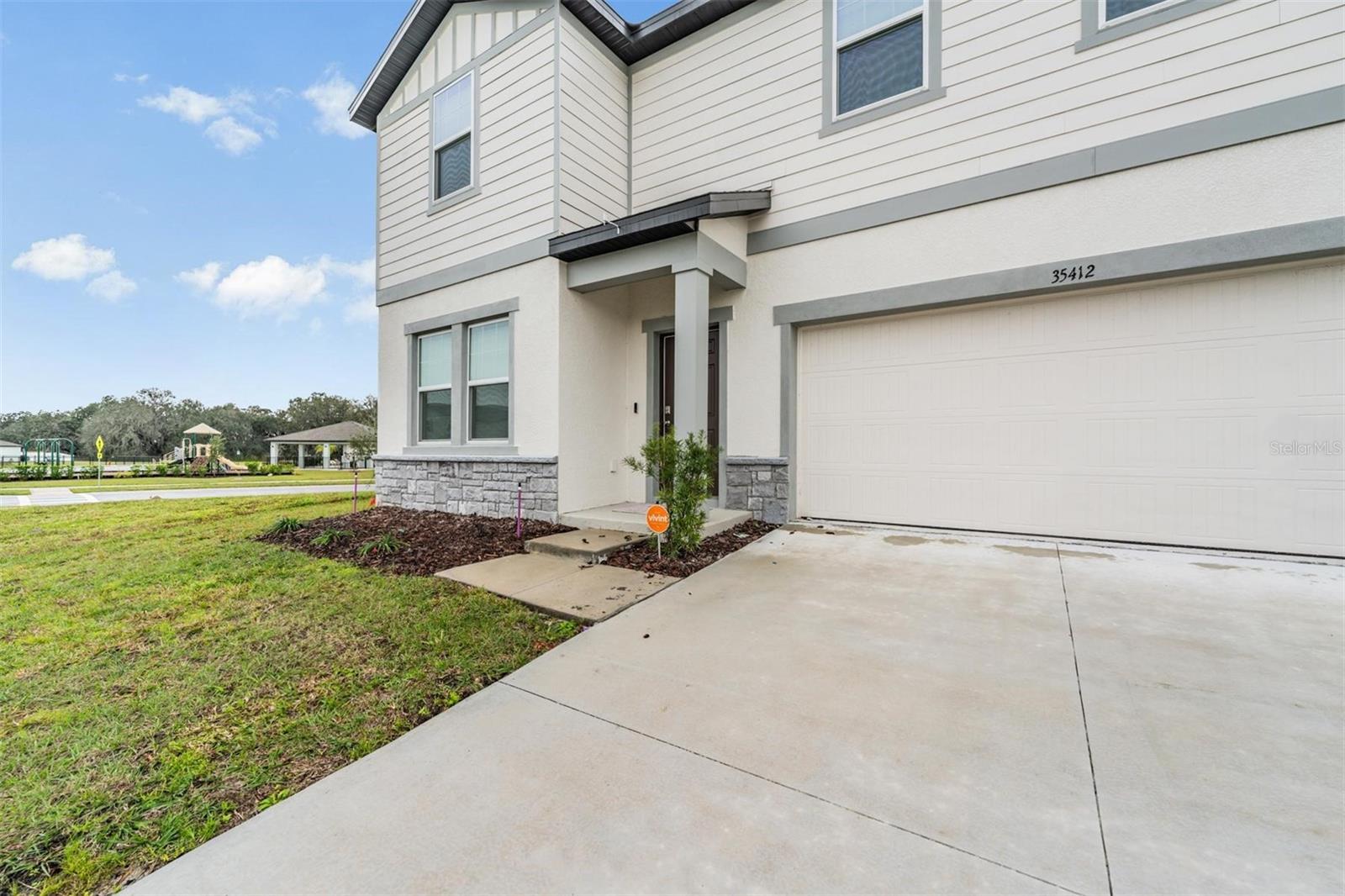 HIDDEN CRK PH 1 & 2 - Residential Lease