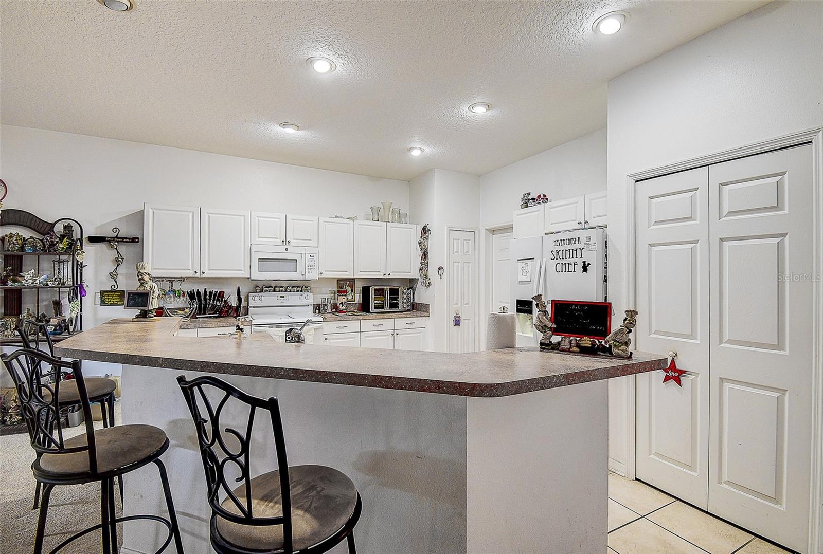 MEADOWS AT LARGO - Residential