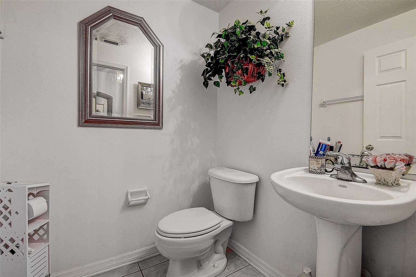 MEADOWS AT LARGO - Residential