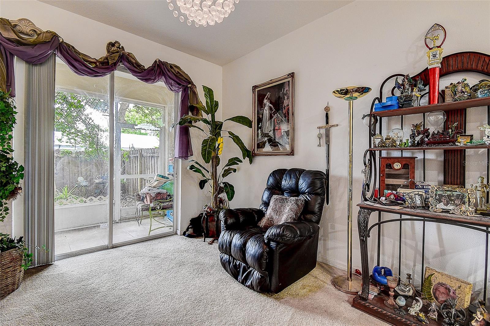 MEADOWS AT LARGO - Residential