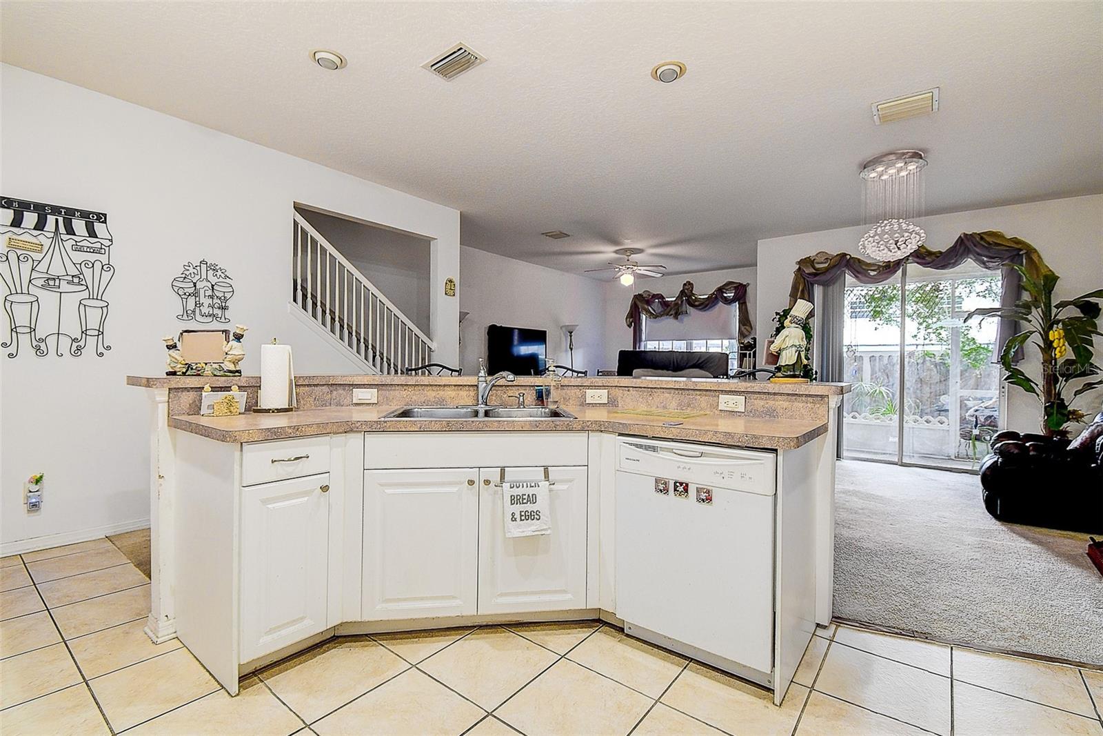 MEADOWS AT LARGO - Residential