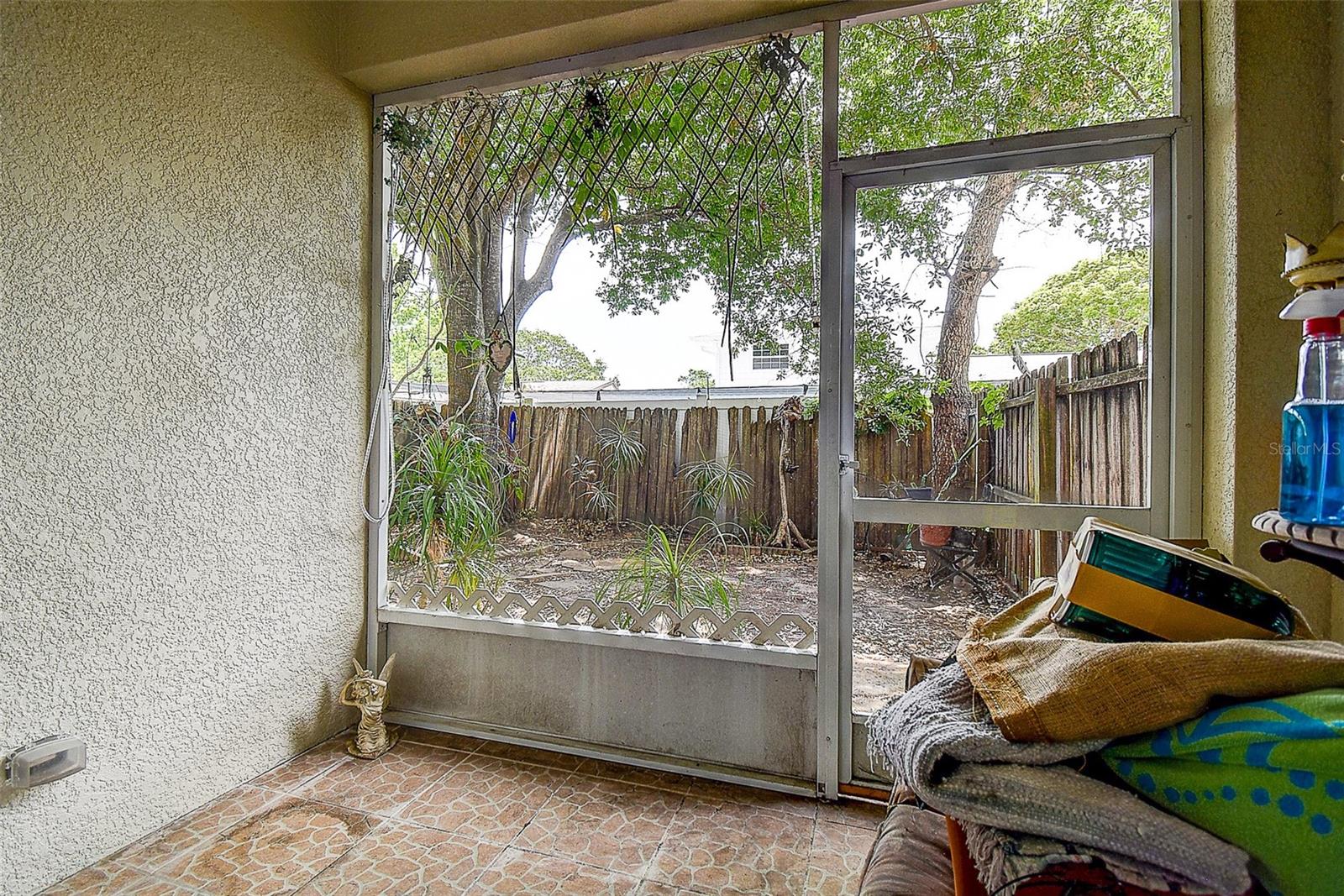 MEADOWS AT LARGO - Residential