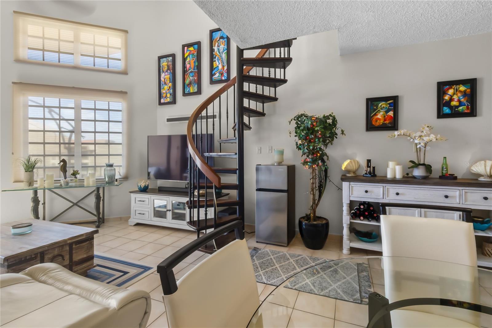 CRESCENT BEACH - Residential Lease