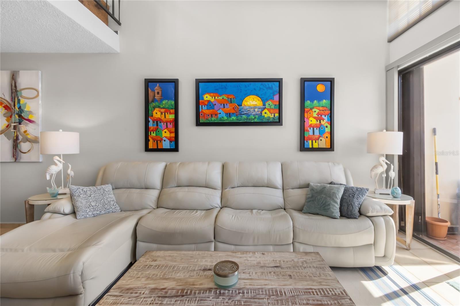 CRESCENT BEACH - Residential Lease