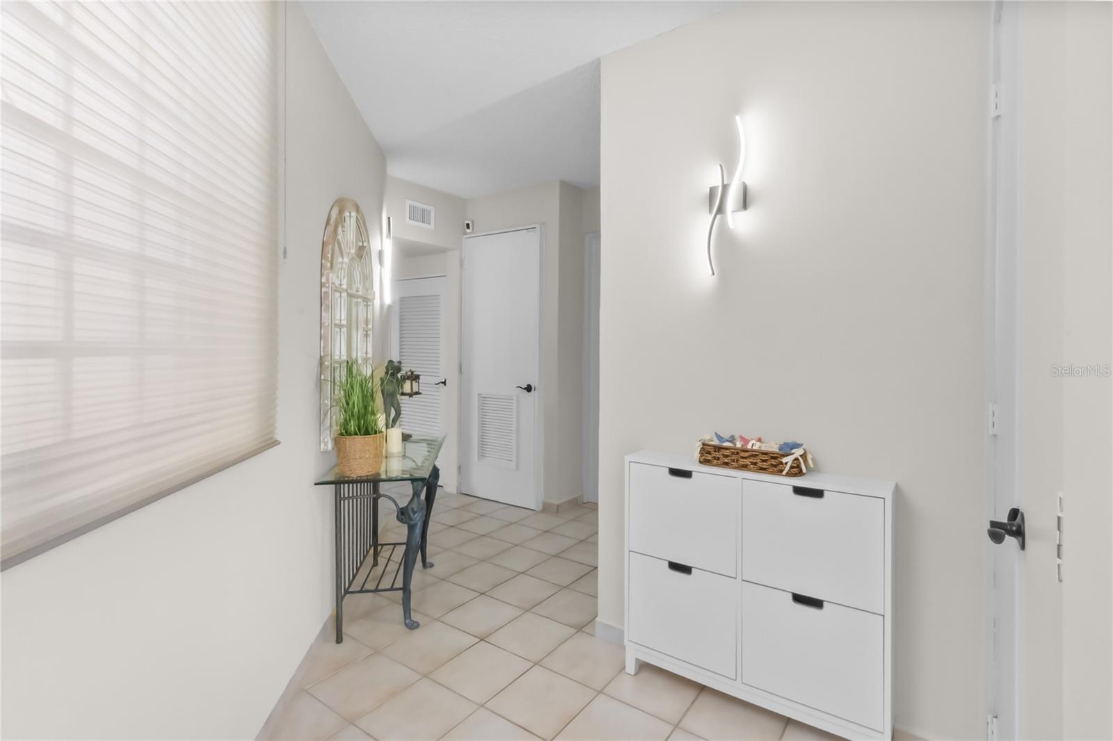 CRESCENT BEACH - Residential Lease