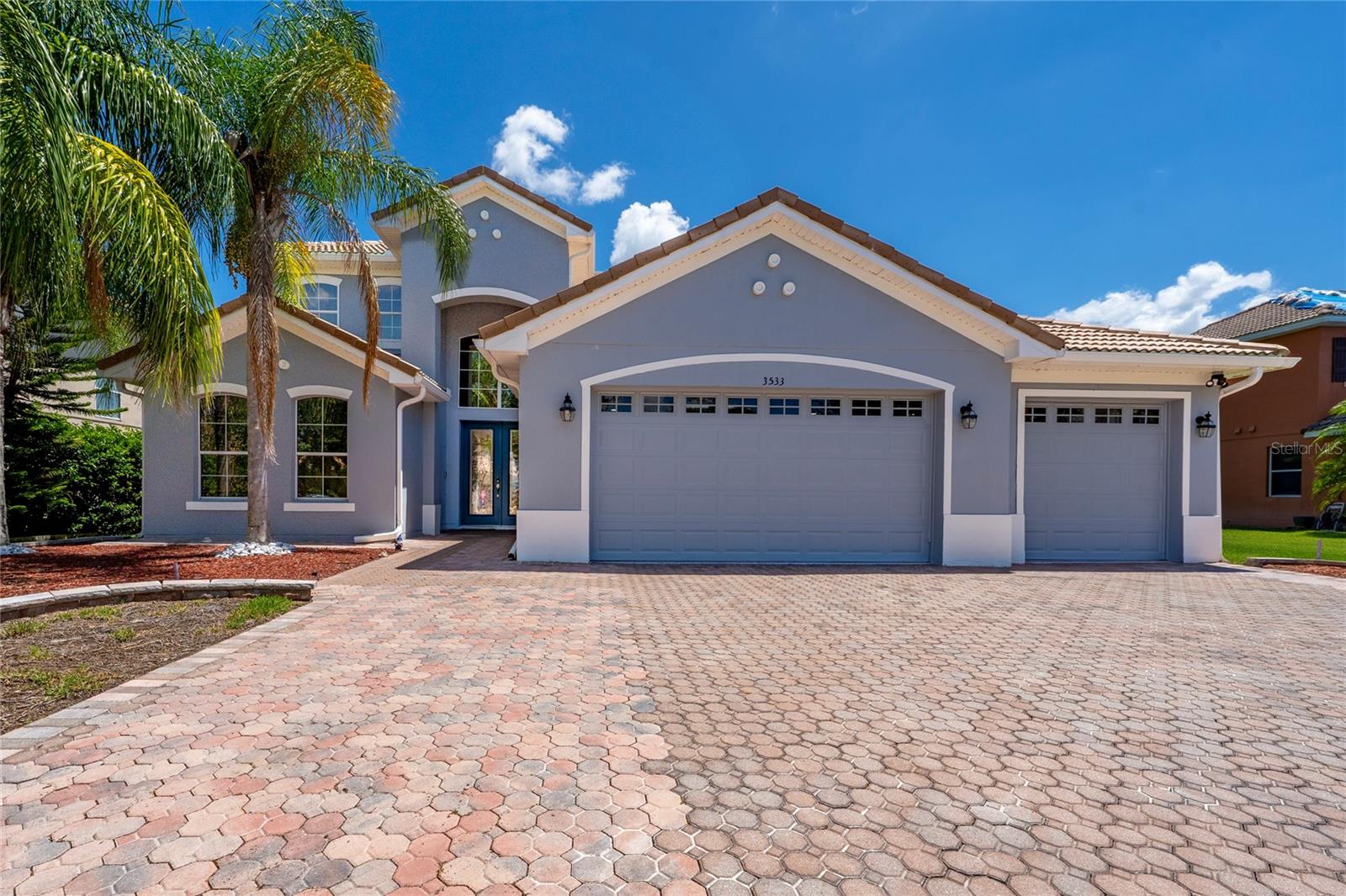 Lakeside Luxury in Bellalago — Your Private Oasis Awaits
Experience resort-style living every day at this exceptional Bellalago lakefront residence. Boasting 5 bedrooms and 4½ baths across 3,651
sq ft, this home presents an elegant blend of space, comfort, and sophistication.
Step into calm and luxury in one of the two expansive master suites—each offering deluxe wet-room showers, dreamy garden tubs, and generous walk-in closets. The junior suite on the main floor adds convenience and versatility for guests.
Entertain effortlessly with a formal living room, a gracious dining area, and an open family room flowing through to a breakfast nook—a layout that invites gatherings and daily comfort alike. Park with ease in a three-car garage and enjoy peaceful waterfront views from your private backyard oasis.
This home’s standout appeal lies in its exclusive lake access, making it a standout for boating, fishing, or simply enjoying tranquil lakeside moments. Schedule your showing today!