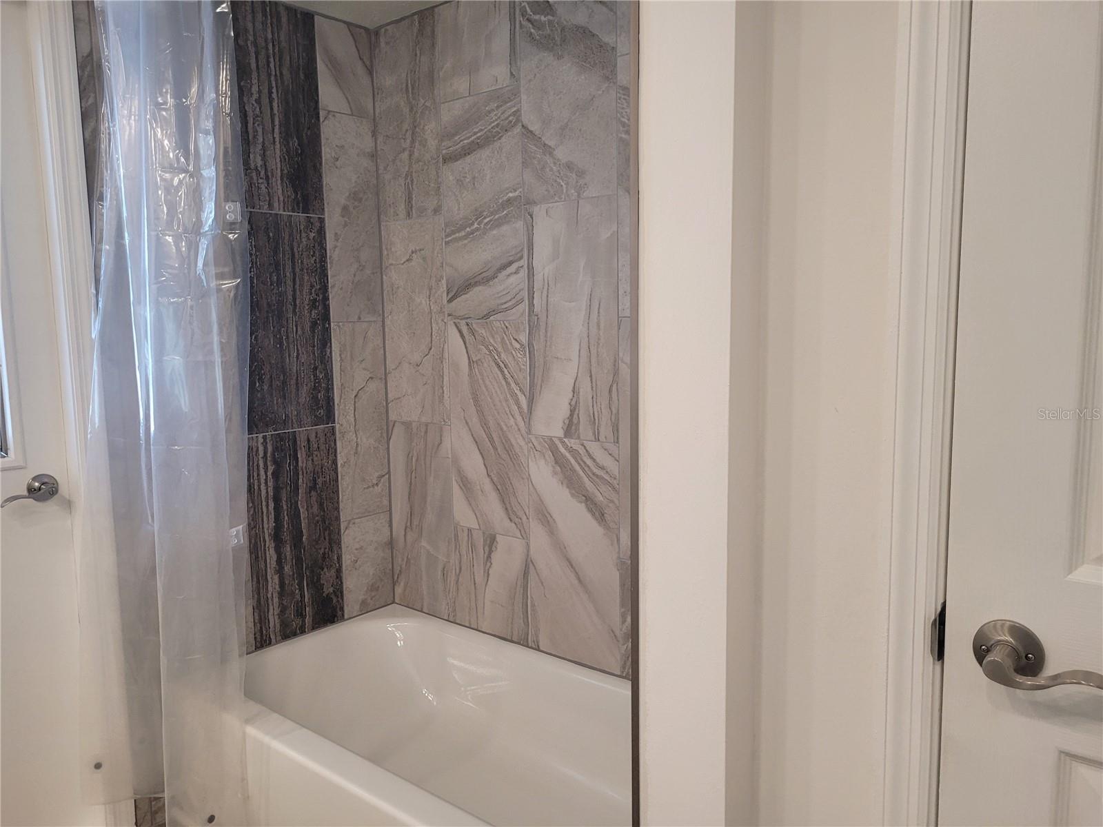 PUNTA GORDA ISLES SEC 23 - Residential Lease