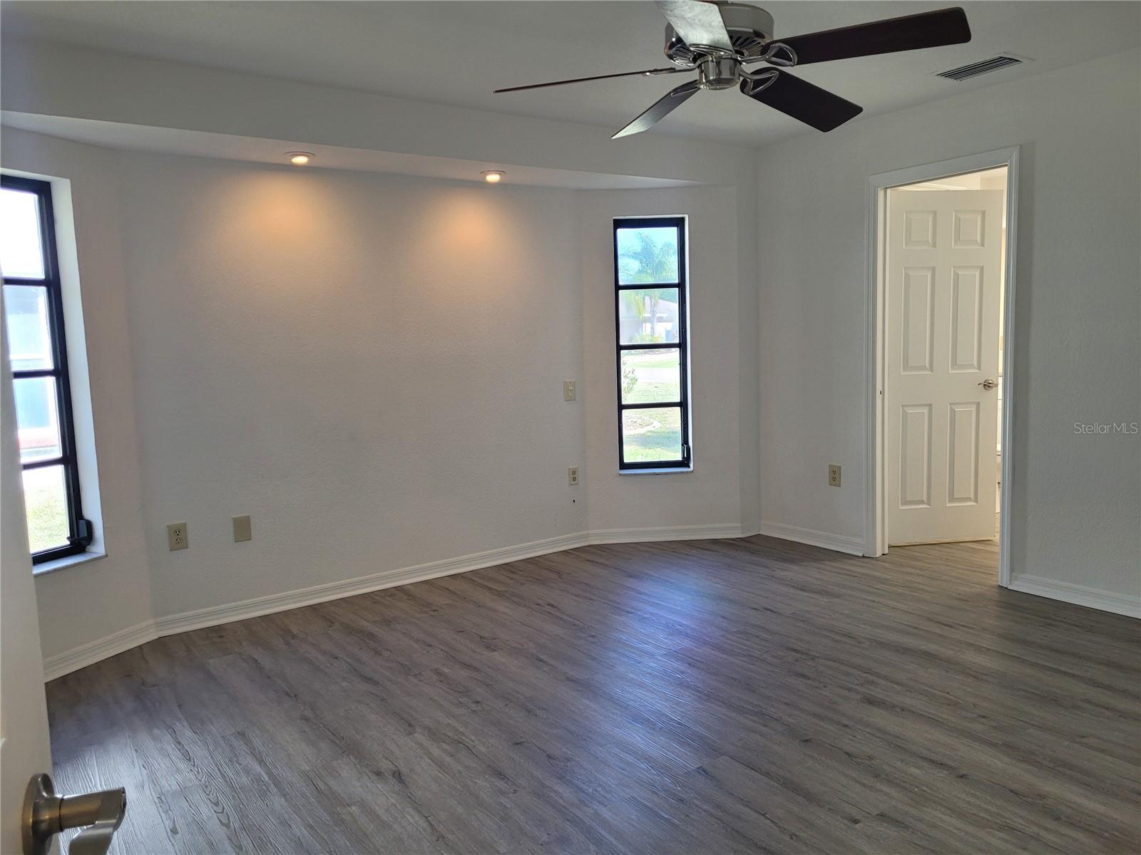 PUNTA GORDA ISLES SEC 23 - Residential Lease