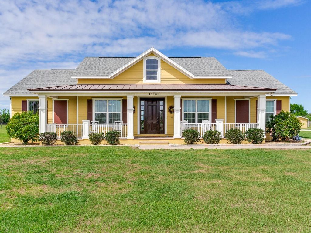 Photo of 15721 Colding Loop, Wimauma, FL 33598 (MLS # TB8529116)