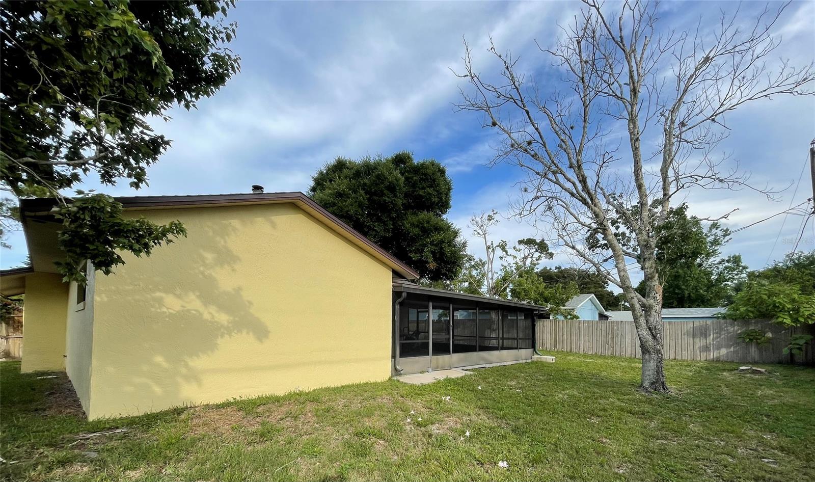 Florida Shores 01 - Residential