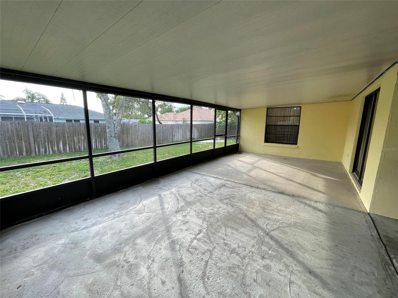 Florida Shores 01 - Residential