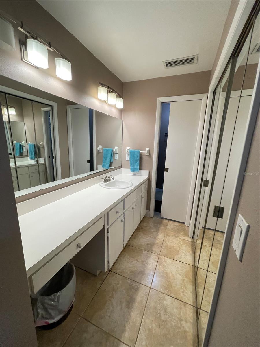 Florida Shores 01 - Residential