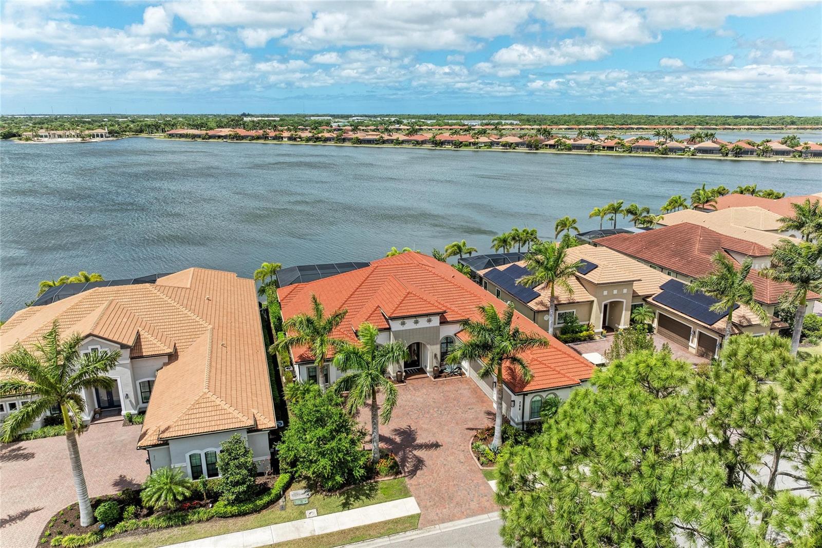 TOSCANA ISLES - Residential