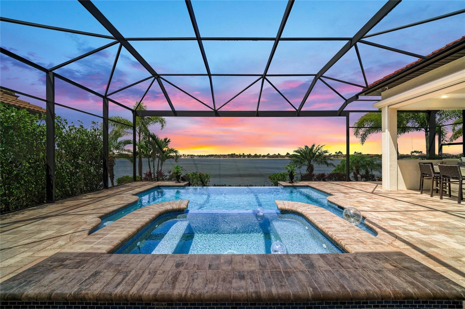 TOSCANA ISLES - Residential