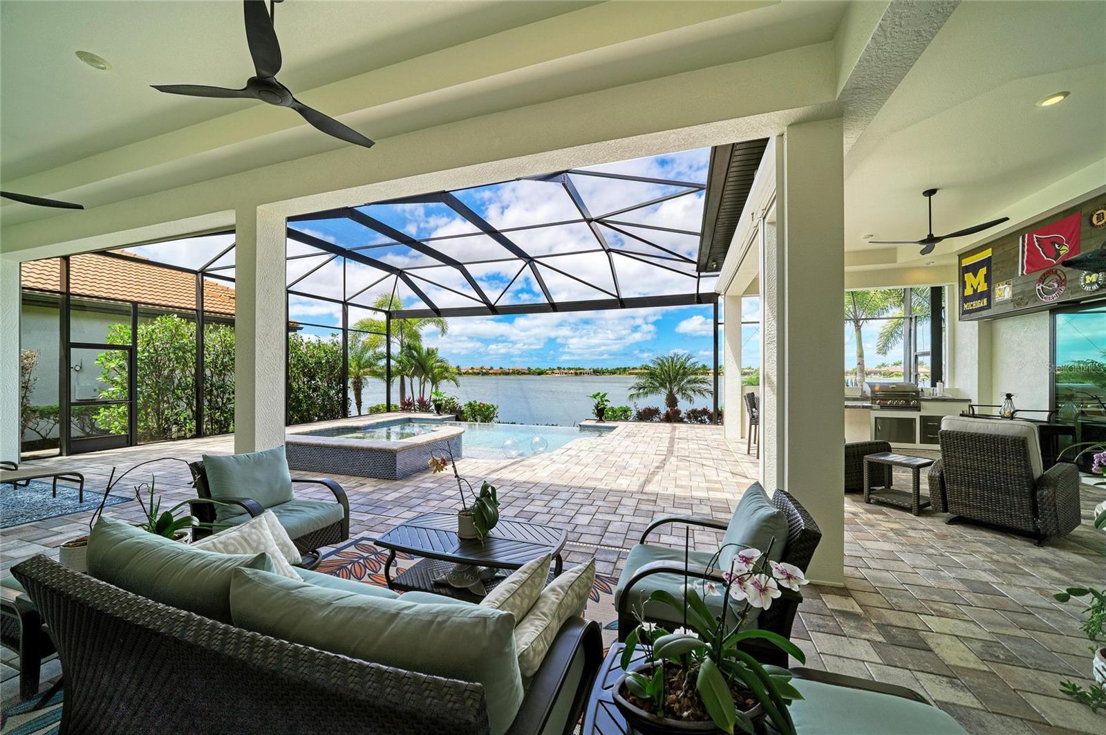 TOSCANA ISLES - Residential