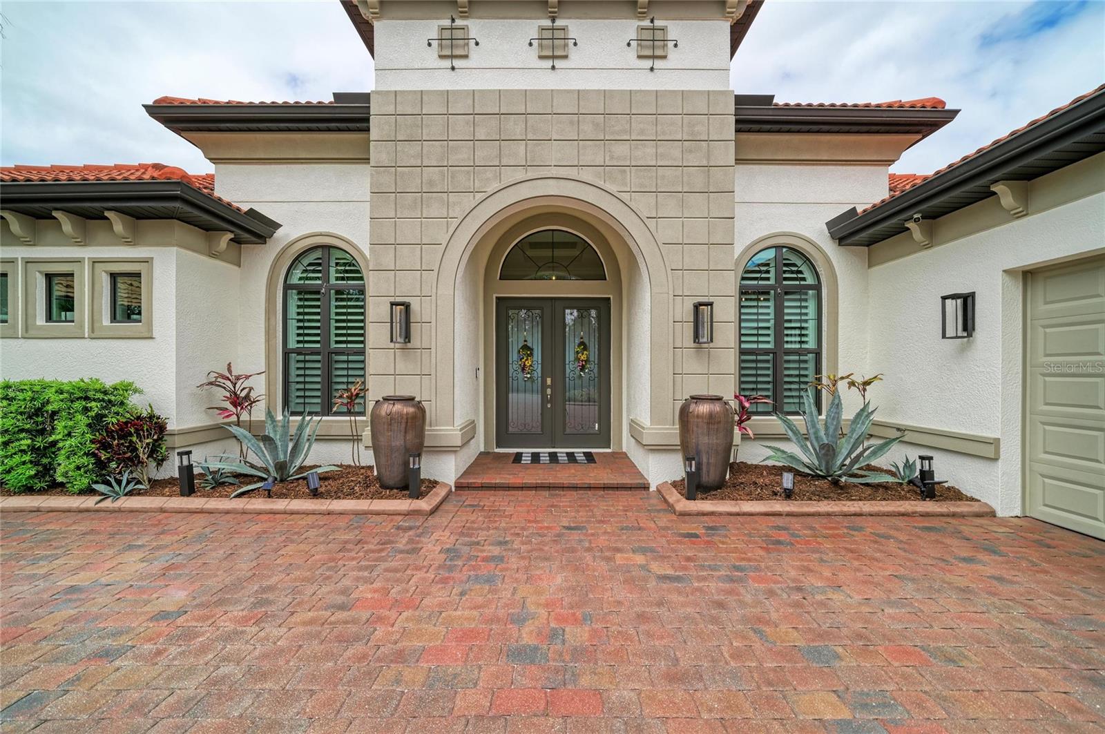 TOSCANA ISLES - Residential