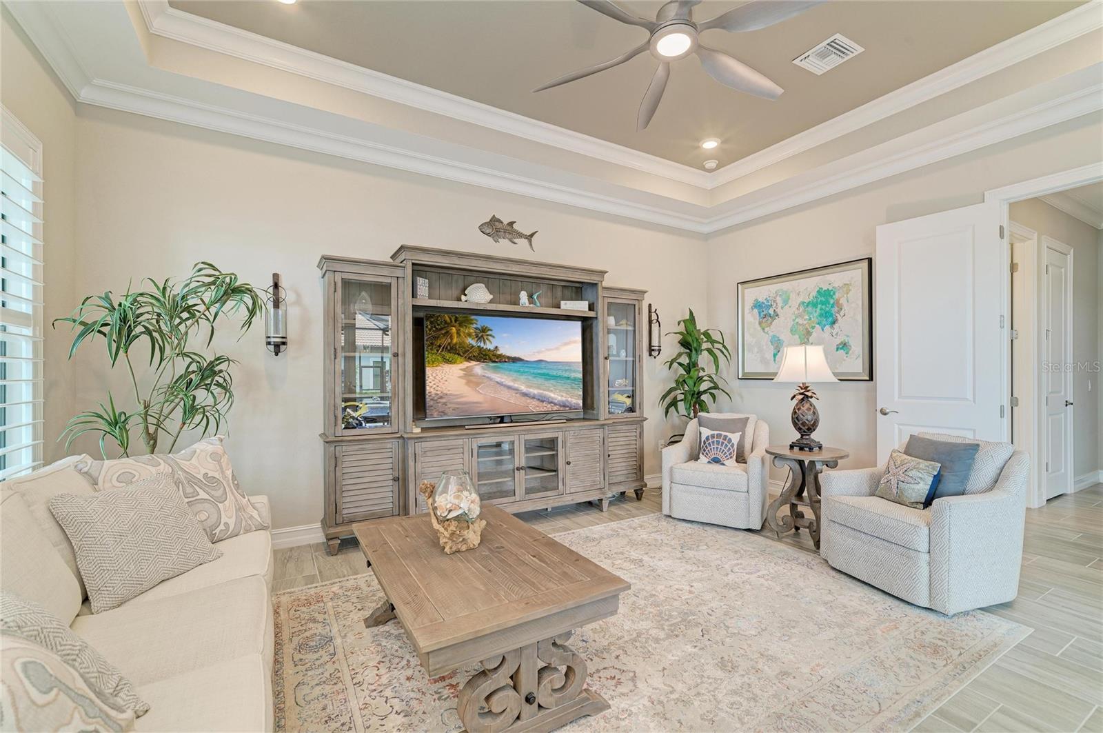 TOSCANA ISLES - Residential