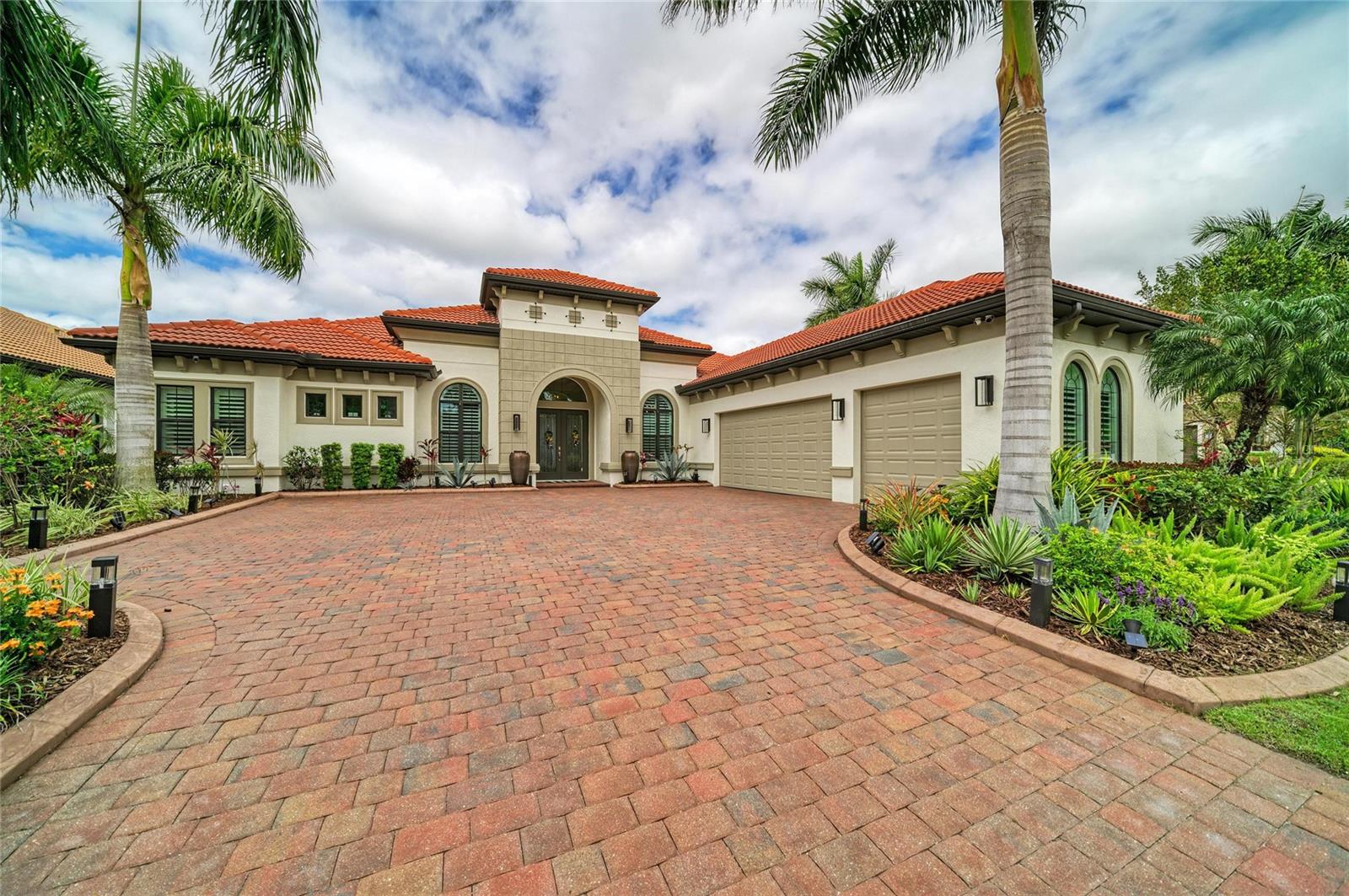 TOSCANA ISLES - Residential