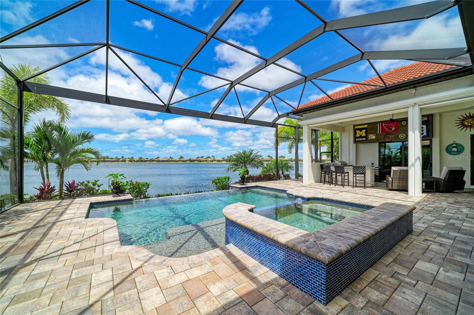 TOSCANA ISLES - Residential