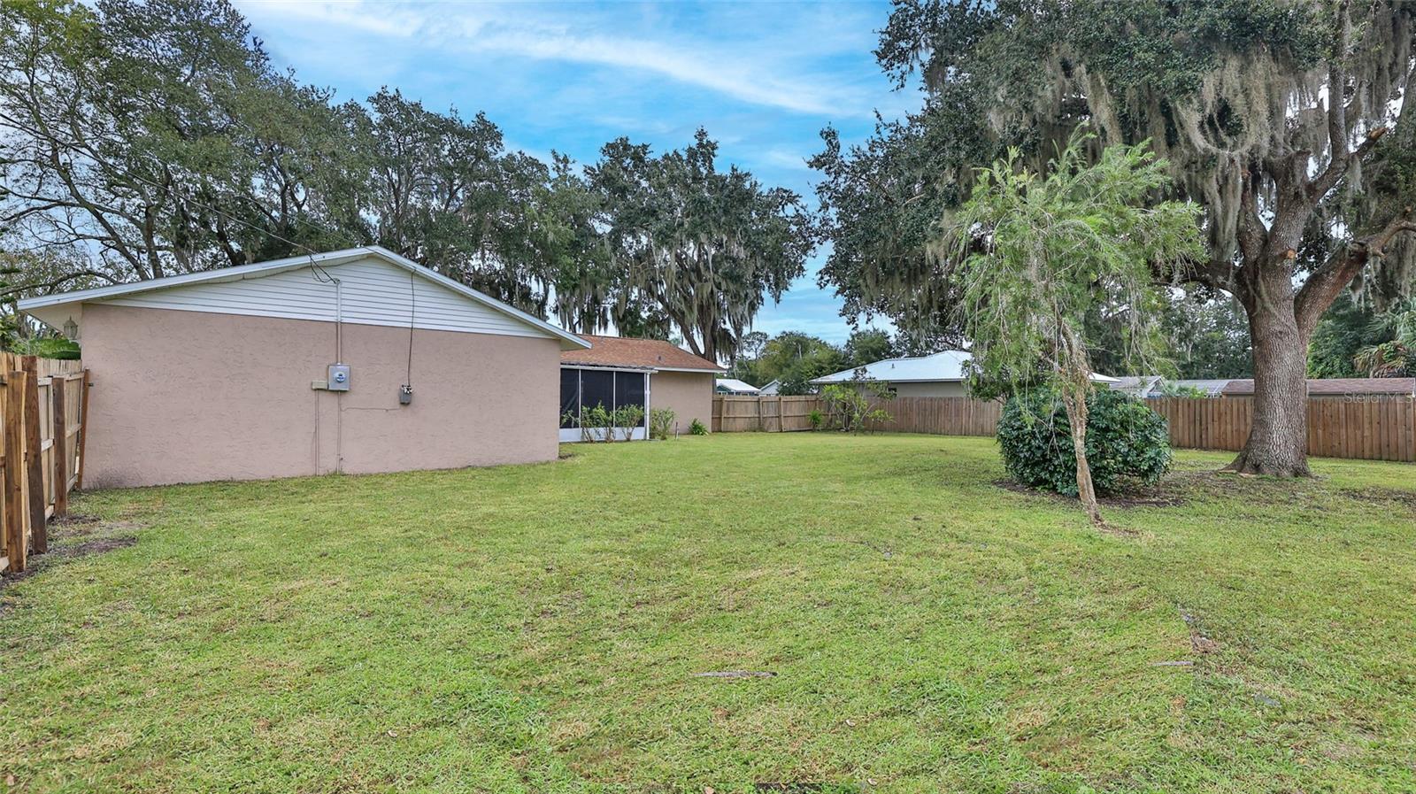 FLORIDA SHORES 01 - Residential