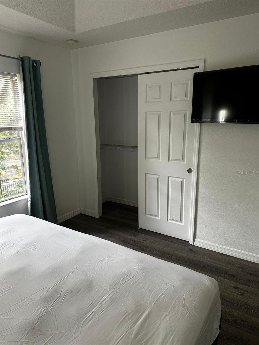 COMPASS BAY - Residential