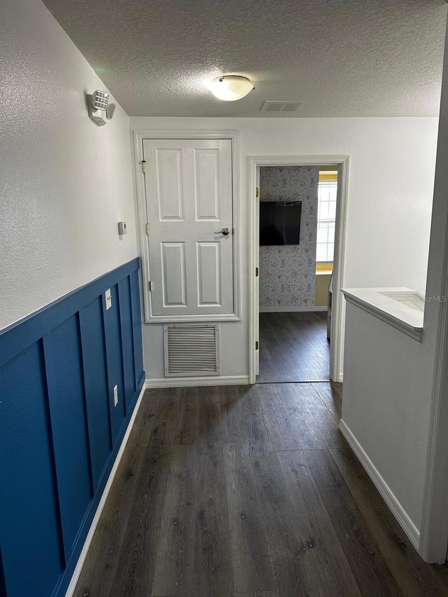 COMPASS BAY - Residential