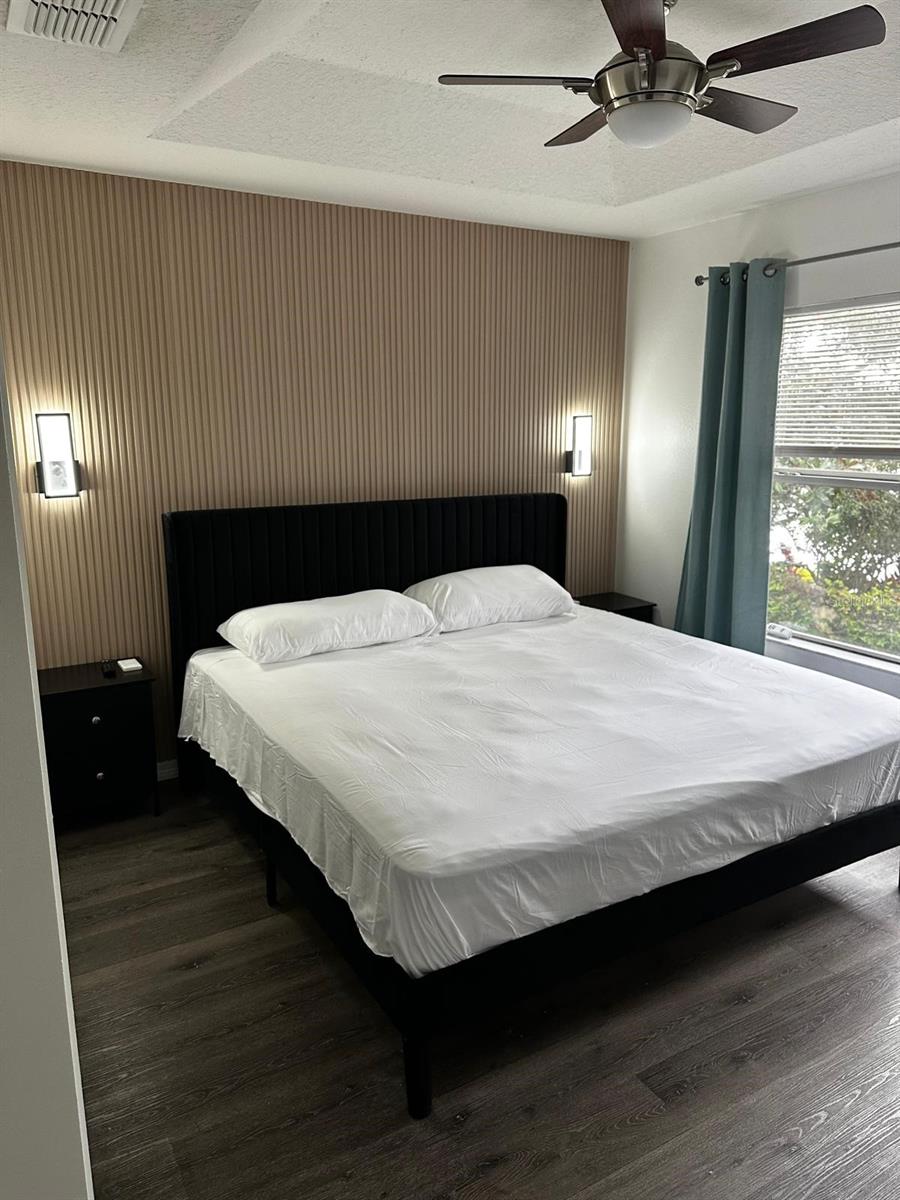 COMPASS BAY - Residential