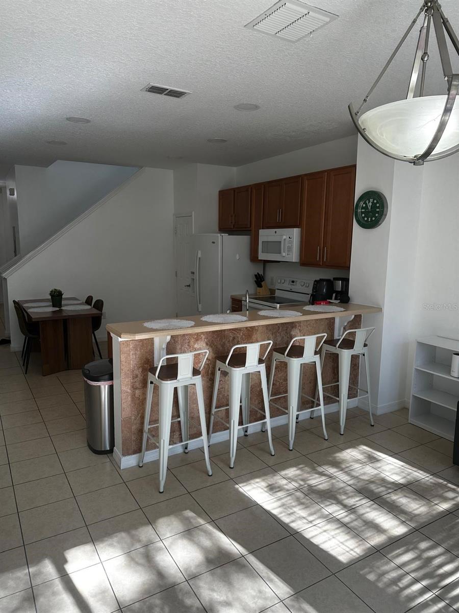 COMPASS BAY - Residential