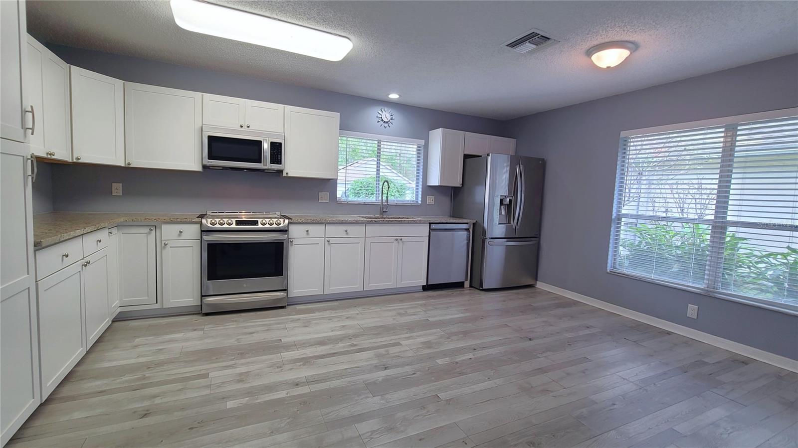 CEDAR CREEK AT COUNTRY RUN PHA - Residential