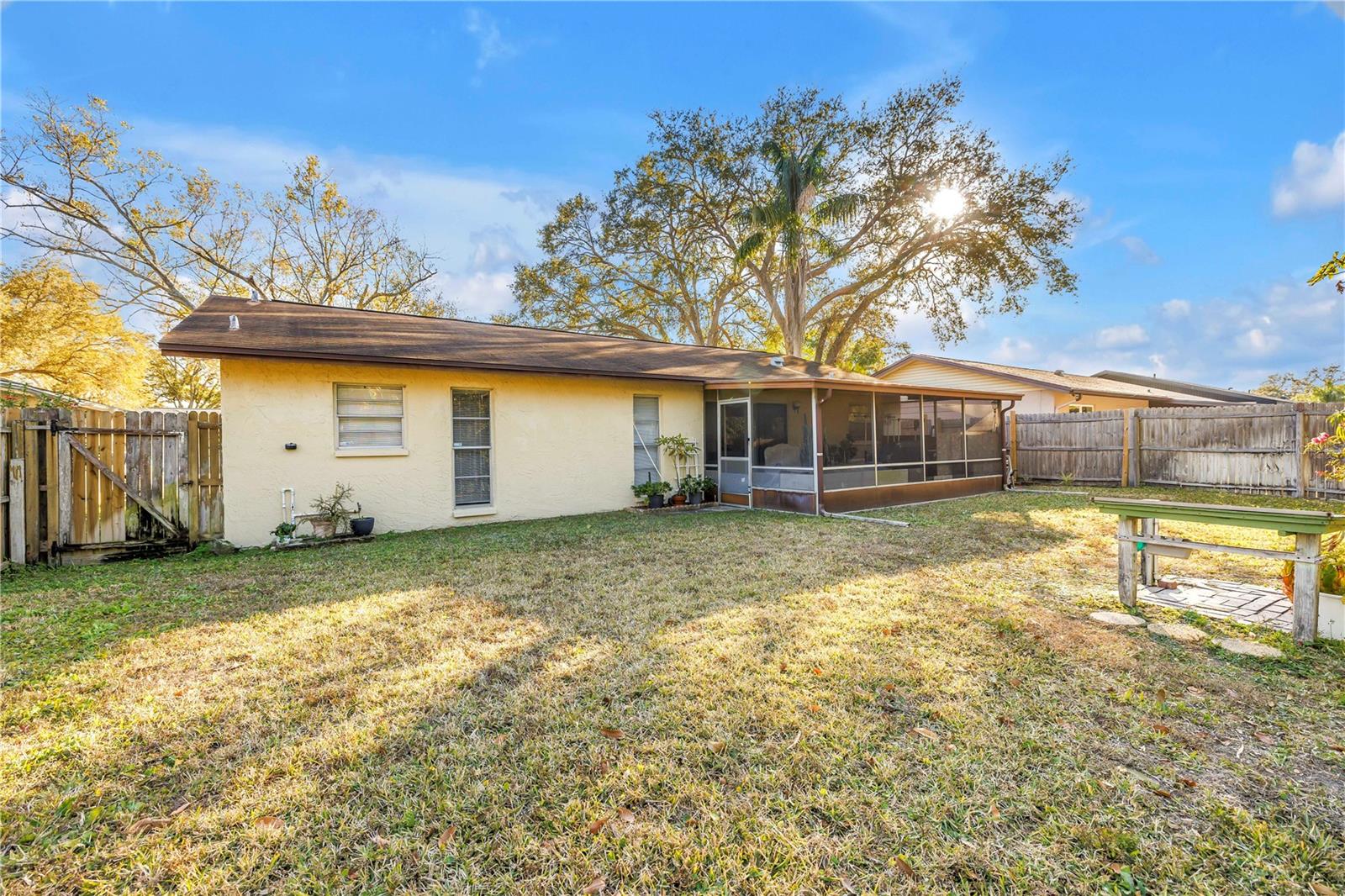 BONNIE GLYNN PH ONE-A - Residential